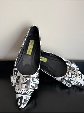 Penny Kenny Y2K Graphic Pointed Toe Buckle Low Heel Pumps 7.5
